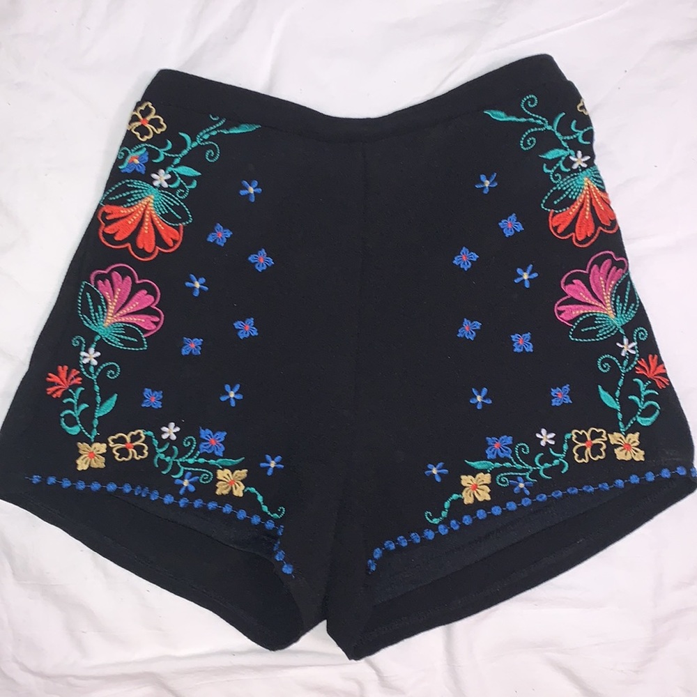 Embroidered Matching Set - Picture 4 of 4